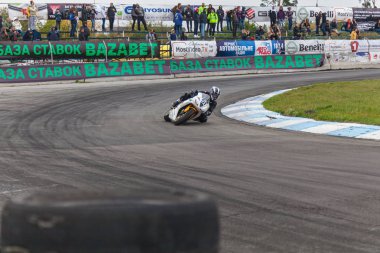 yarışmalar yüzük motosiklet