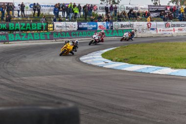 yarışmalar yüzük motosiklet