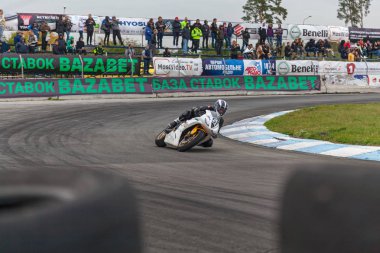 yarışmalar yüzük motosiklet