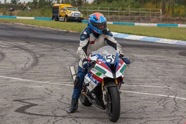 Competiciones en carreras de motos anillo — Foto de Stock