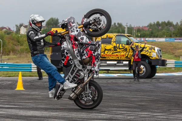 Competições em corridas de moto anel — Fotografia de Stock