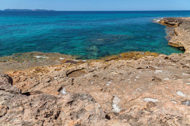 Palma de Mallorca, İspanya manzara, dağ lagün. Palma de Mallorca, İspanya göle.