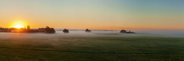 Dawn Meadow Mist Background Clear Sky Dawn Meadow Fog — Stock Photo, Image