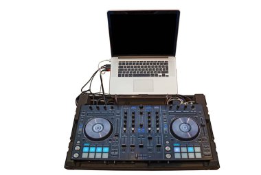 cd mp4 DJ karıştırma Resepsiyon müzik parti gece kulübünde Dj Dj için kulaklık ve müzik konsol konsol. DJ konsolu müzik ile deneyler için
