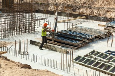 Takviye beton çerçeve için takviye kafes tasarımı