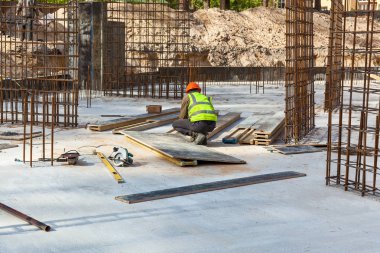 Takviye beton çerçeve için takviye kafes tasarımı