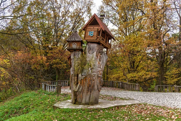 Holzschnitzerei — Stockfoto