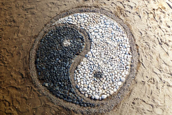 Yin und Yang der Steine — Stockfoto
