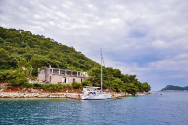 Perast - tarihi kent Boka Kotor bay Boka Kotorska, Karadağ, Avrupa'nın kıyısında güzel manzara. Kotor Koyu'ndaki bir Unesco Dünya mirası olduğunu.