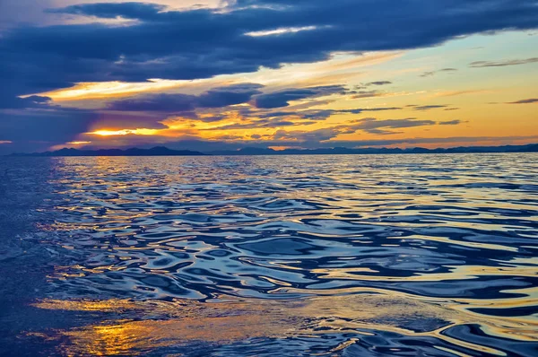 Reflejo Abstracto Del Sol Cielo Agua Mar Adriático Montenegro Europa —  Fotos de Stock