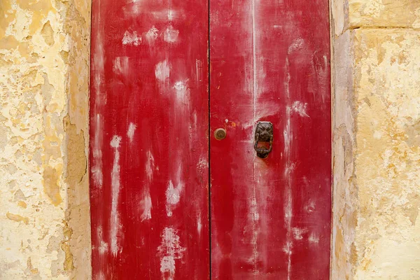 Textura de portas de madeira em Malta — Fotografia de Stock