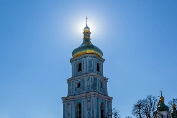 Close-up van de klokkentoren van de kathedraal van Saint Sophia in Kiev — Stockfoto