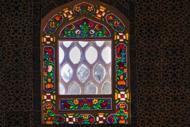 Topkapı Sarayı 'ndaki güzel vitraylı pencere.