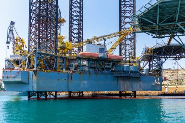 Denizdeki petrol platformu, Malta