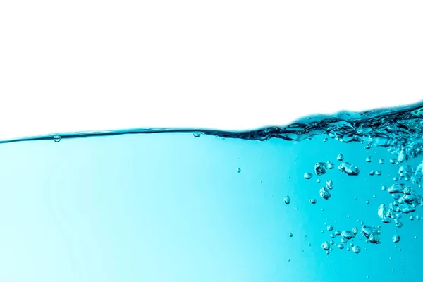 Blaue Wasserwelle mit Blasen Hintergrund isoliert auf der Oberseite — Stockfoto