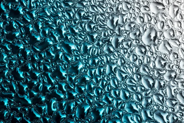 Σταγόνες νερού σε ένα ομιχλώδες παράθυρο κοντινής υφή άντληση φόντο με κλίση. — Φωτογραφία Αρχείου