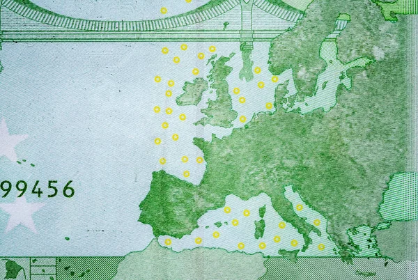 Mapa Europy na banknotze 100 euro zbliżenie. — Zdjęcie stockowe
