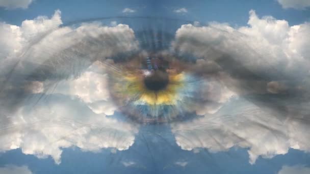 Yaratıcı Zaman Dilimi Hareket Eden Bulutların Yansıma Ayna Efektli Videosunu — Stok video