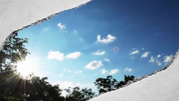 Kreatywny Czas Okrąża Wideo Szybko Poruszającymi Się Chmurami Niebieskim Niebie — Wideo stockowe