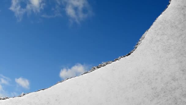 Tempo Creativo Giri Video Nuvole Rapido Movimento Nel Cielo Blu — Video Stock