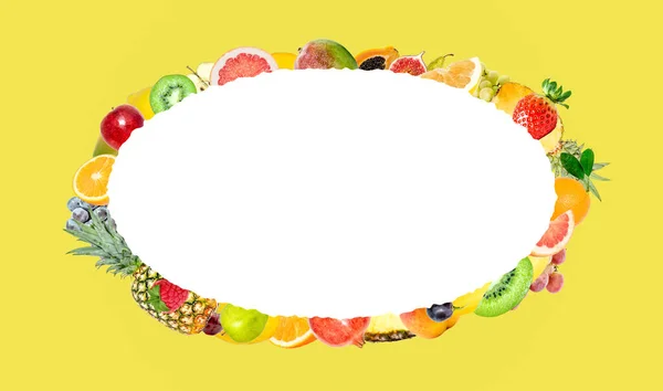 Kreatywne Zdjęcie Wielu Egzotycznych Tropikalnych Owoców Żółtym Tle Odizolowany Biały — Zdjęcie stockowe