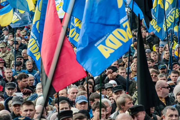 Nacionalisté "pochod hrdinů slávy" — Stock fotografie