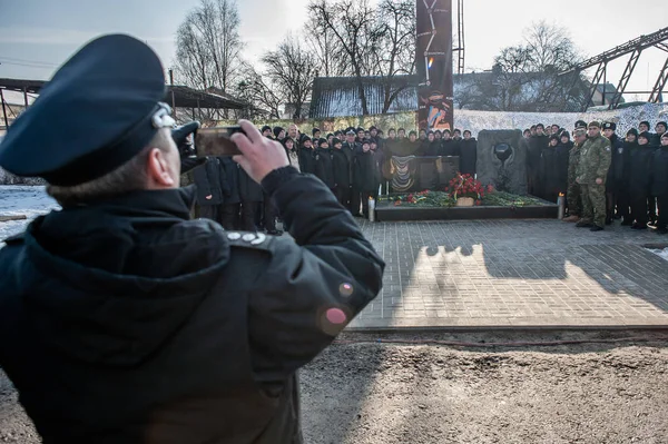 Церемонія відкриття меморіального комплексу поліцейський — стокове фото