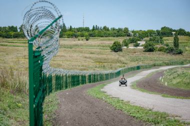 Russia Ukraine border clipart