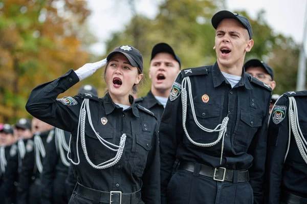 Octubre 2017 Kiev Ucrania Cadetes Academia Nacional Asuntos Internos Prestan —  Fotos de Stock
