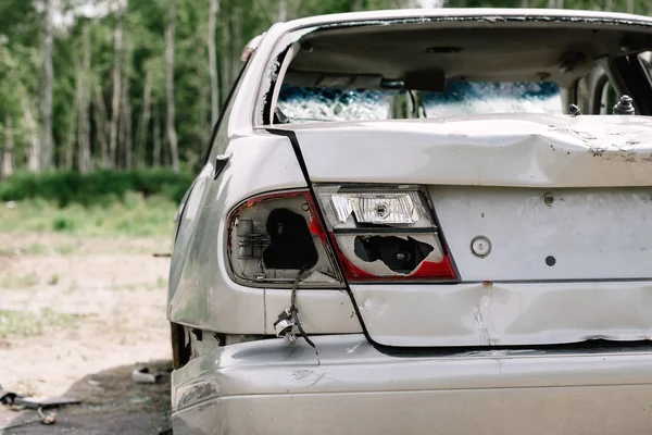 Nefunkční a poškozené auto — Stock fotografie