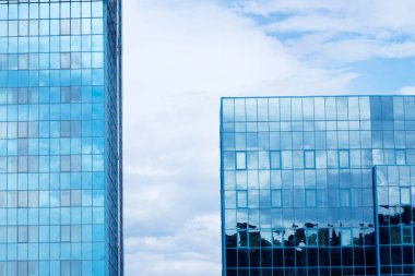 ticari modern ayna bina