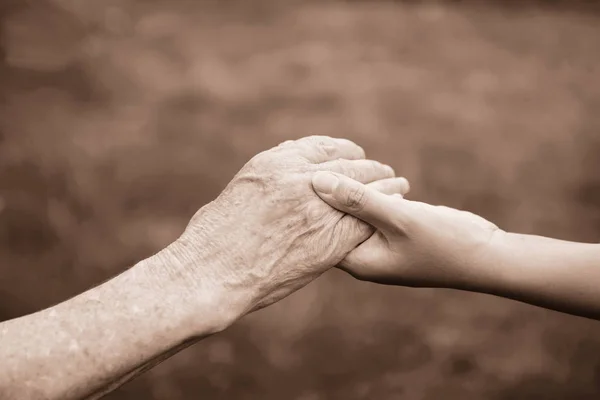 Pensão, velhice e cuidados aos idosos — Fotografia de Stock