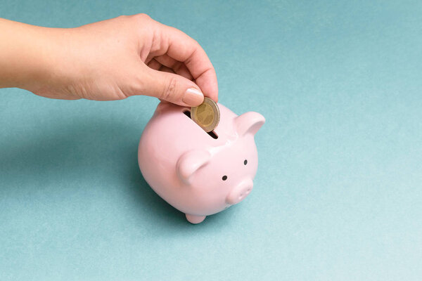 Finance, Economics or saving money, currencies