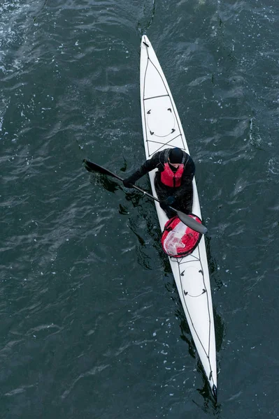 Kayak de invierno en el río en Ucrania 14 — Foto de Stock