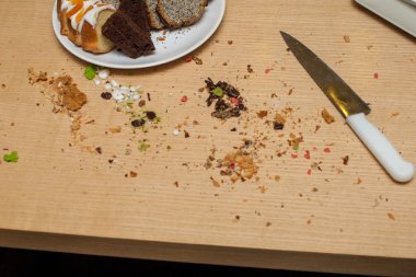 Tablo easter kek kırıntıları