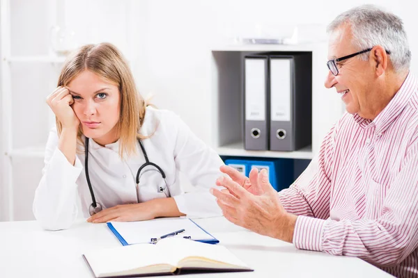 Dokter en patiënt — Stockfoto