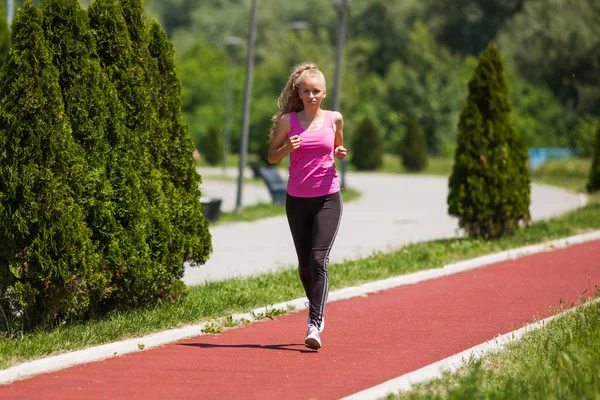 Venkovní fitness cvičení — Stock fotografie