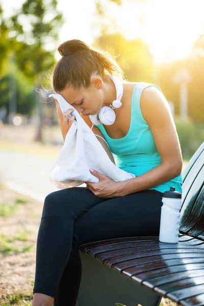 Young woman relaxing — Stock Photo, Image