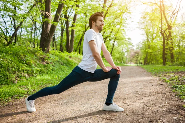 Jeune Homme Fait Exercice Étire Son Corps — Photo