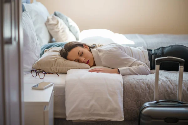 Tired Businesswoman Sleeping Dressed Hotel Room — Stock Photo, Image