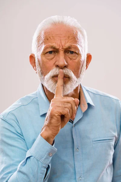 Portrait Angry Senior Man Who Wants Silence — Stock Photo, Image