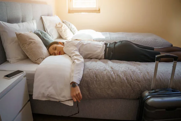 Tired Businesswoman Sleeping Dressed Hotel Room — Stock Photo, Image