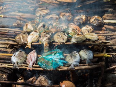 Endonezya, Karimunjawa 'da ızgara taze balık.