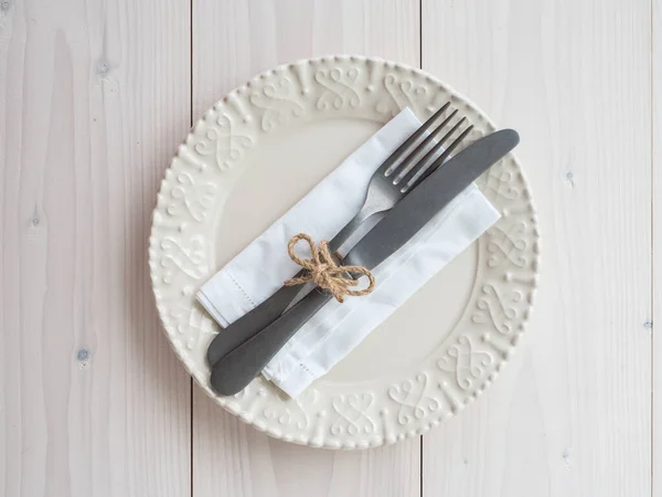 Plate Vintage Cutlery Napkin Wooden Board Table Set Top View — Stock Photo, Image