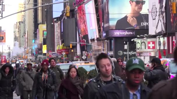 Πλήθος Δρόμων Στην Times Square Νέα Υόρκη — Αρχείο Βίντεο