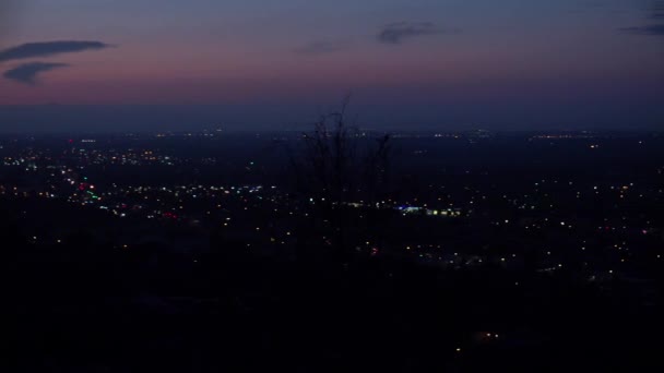 Salida Del Sol Temprana Luz Profunda Del Atardecer Sobre Una — Vídeos de Stock