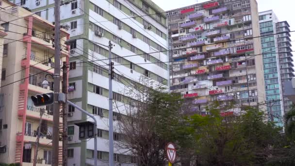 Old Buildings Apartments Mixed New Skyline Havana Cuba — Stock Video