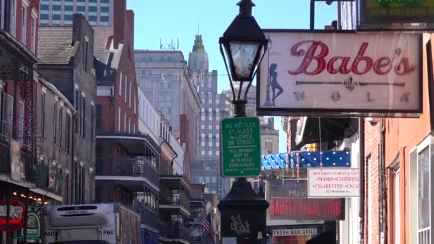 Oprichting Schot Van Bourbon Street Teken Franse Wijk New Orleans — Stockvideo