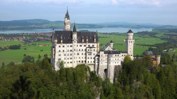 德国巴伐利亚Neuschwanstein Mad Ludwigs城堡的经典景观 — 图库视频影像
