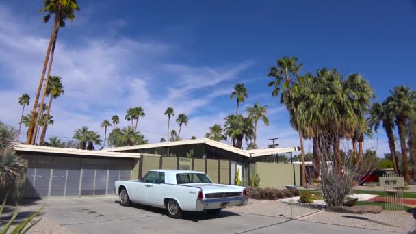 Exteriér Založení Záběr Palm Springs Kalifornie Poloviny Století Moderní Dům — Stock video